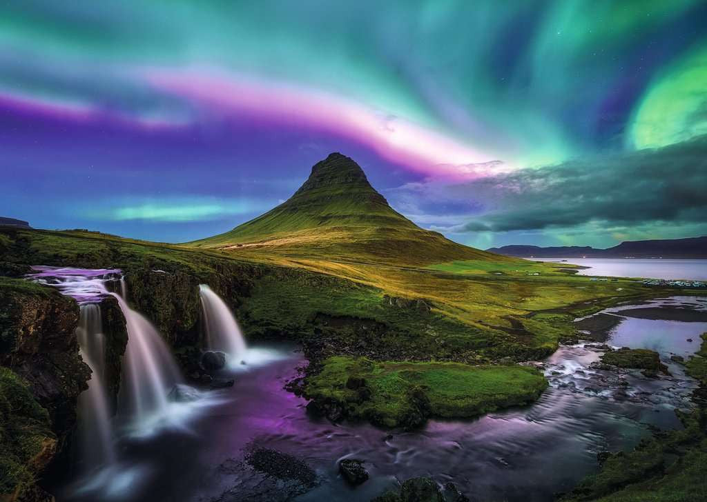 Northern Lights over Kirkjufell - Power of Nature 1000 Piece Jigsaw Puzzle (Ravensburger)