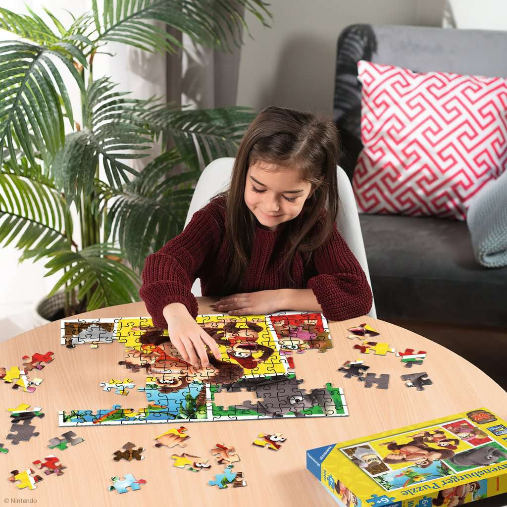 In use: Donkey Kong - 100 XXL Piece Jigsaw Puzzle (Ravensburger)