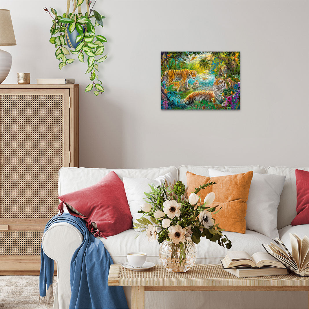 Tiger family in Oasis – 500 Piece Jigsaw Puzzle (Ravensburger)