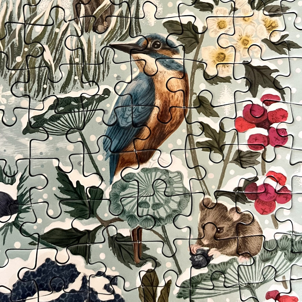 In use: Frosted River – 1000 Piece Jigsaw Puzzle (Gibsons)