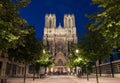 Cathédrale de Reims au Crépuscule - 1000 Piece Jigsaw Puzzle (Bluebird)