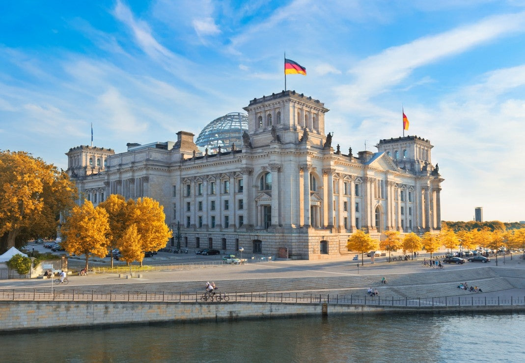 Reichstagsgebäude, Berlin, Germany - 1000 Piece Jigsaw Puzzle (Bluebird)