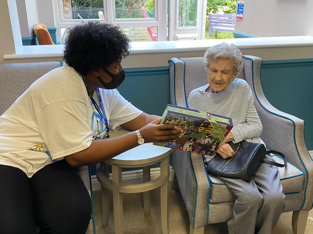 Dogs – 12 Piece Jigsaw Puzzle (Gibsons)