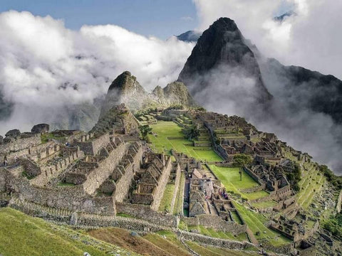 Machu Picchu - World's Smallest 1000 Piece Jigsaw Puzzle (Cheatwell Games)