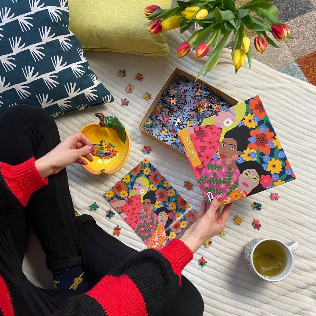 Three Women – 500 Piece Jigsaw Puzzle (Gibsons)