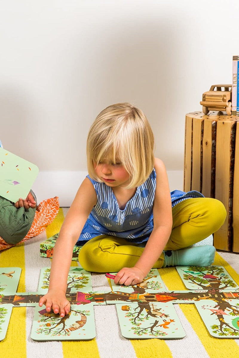 Towering Tree Puzzle – 17 Piece Jigsaw Puzzle (Galison)