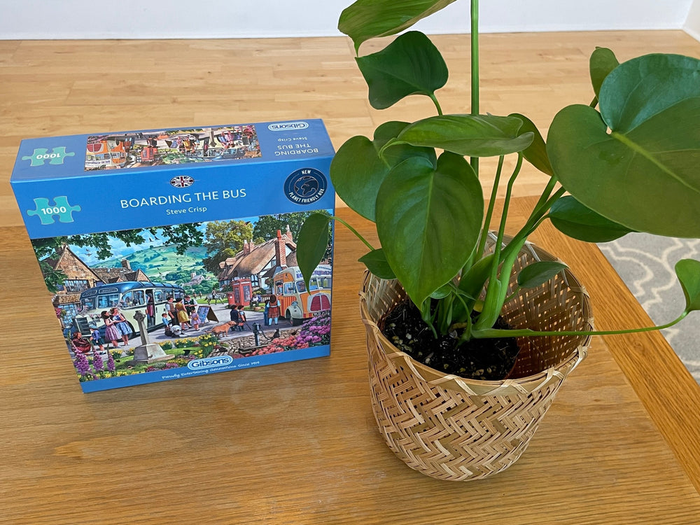 Boarding the Bus – 1000 Piece Jigsaw Puzzle (Gibsons)