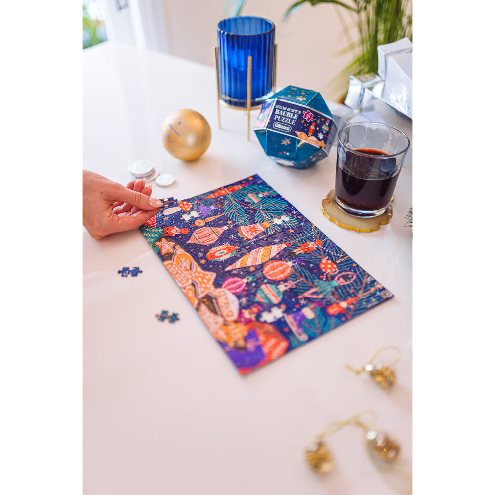 Sugar and Spice – 200 Piece Jigsaw Puzzle (Gibsons)