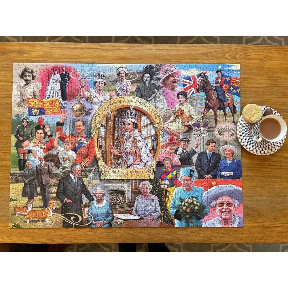 Queen Elizabeth II Commemorative Puzzle – 1000 Piece Jigsaw Puzzle (Gibsons)