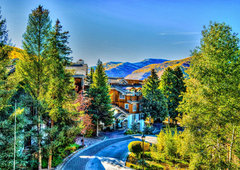 Vail, Colorado, USA – 1000 Piece Jigsaw Puzzle (Bluebird Puzzle)