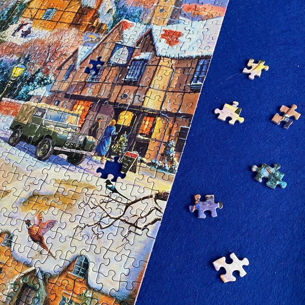 Winter Cottages – 1000 Piece Jigsaw Puzzle (Gibsons)