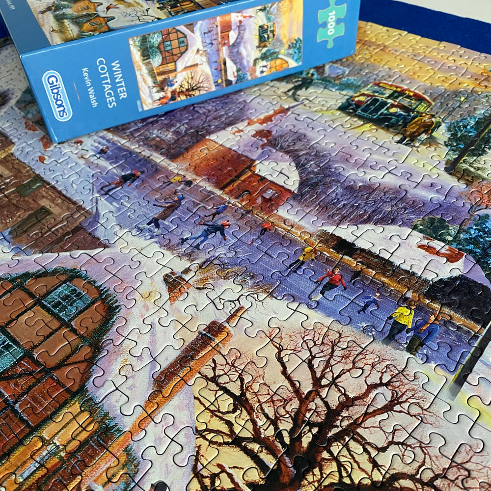 Winter Cottages – 1000 Piece Jigsaw Puzzle (Gibsons)